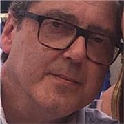 Profesor de Teología Bíblica con más de 15 años de experiencia.